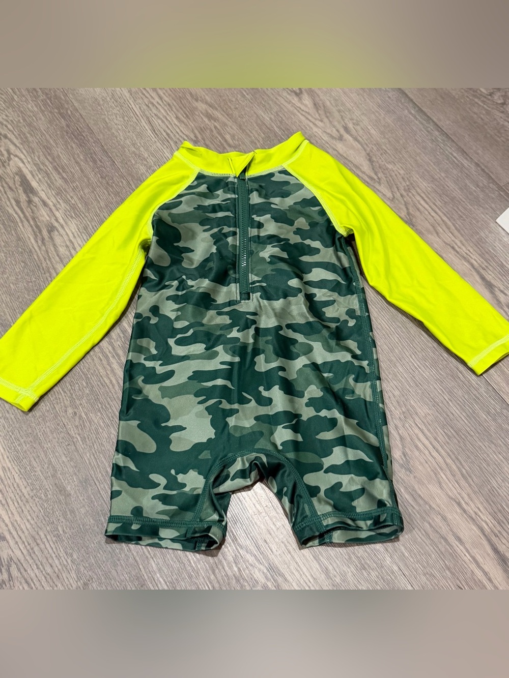 Gerber Toddler Boy’s Long-sleeved Camo Rashguard Swimsuit 12 Months